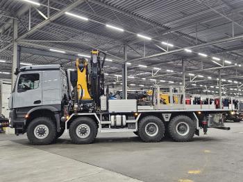 Mercedes-Benz AROCS 3253 8x8 / 65 t/m CRANE + JIB + WINCH / KRAN / GRUA
